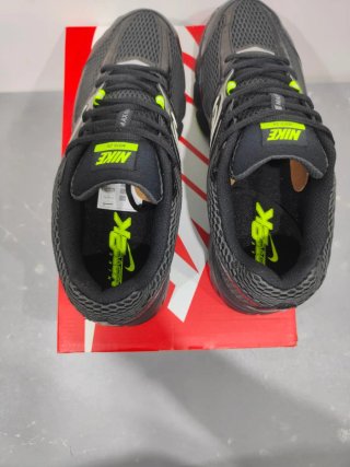 Nike Air Max Moto 2k Negro Volt Talla 44