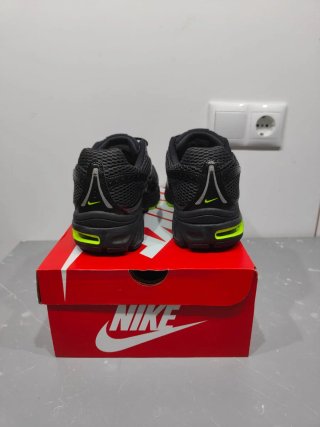Nike Air Max Moto 2k Negro Volt Talla 44