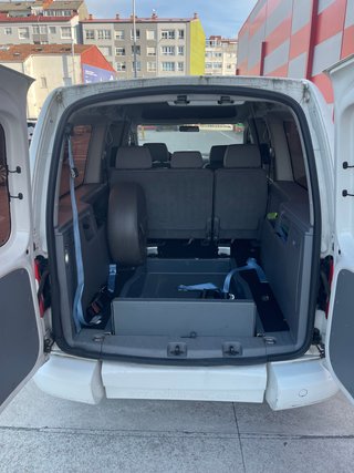Volkswagen Caddy Adaptada Silla Ruedas