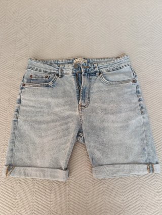 Pantalón corto vaquero Pull&Bear azul claro