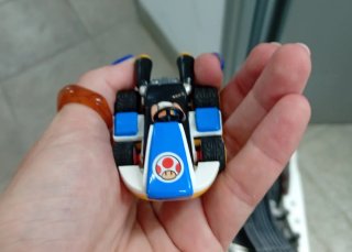 Scalextric Carrera Mario Kart 8