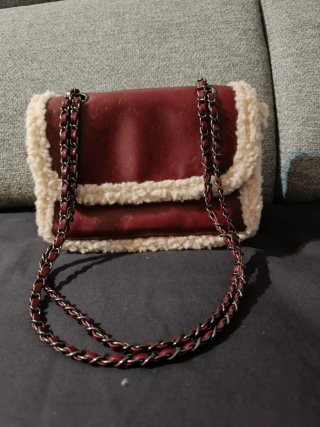 LOTE DE BOLSOS JUVENILES