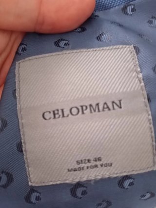 Chaqueta moderna hombre azul.Usada una vez.