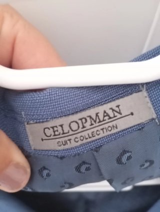 Chaqueta moderna hombre azul.Usada una vez.