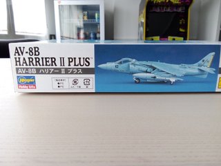HARRIER II AV-8B PLUS + CALCAS ESPAÑOLAS 1/72