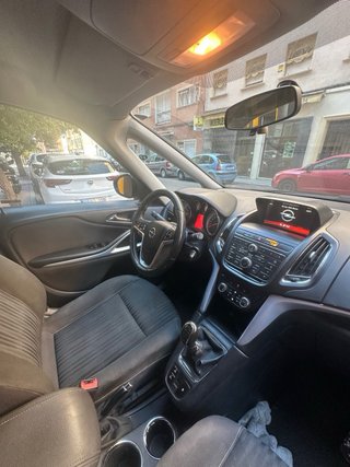 Opel Zafira Tourer 2016