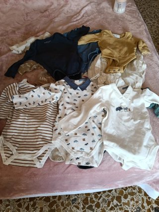 Carrito de BB 3 en 1+ Ropa 3 a 6 meses niño GRATIS