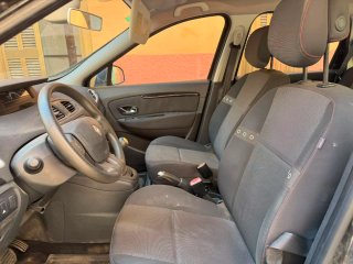 Renault Grand Scenic 2013