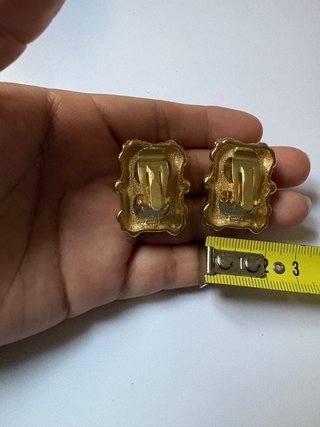 Pendientes CRAFT vintage clip dorado morado