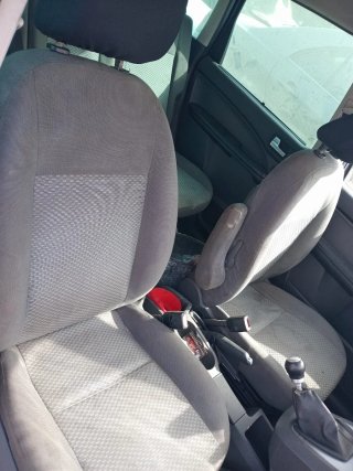 Despiece Ford C-Max 2005
