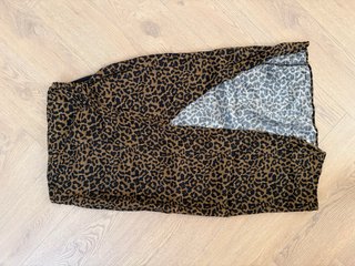 Falda larga Zara leopardo con abertura