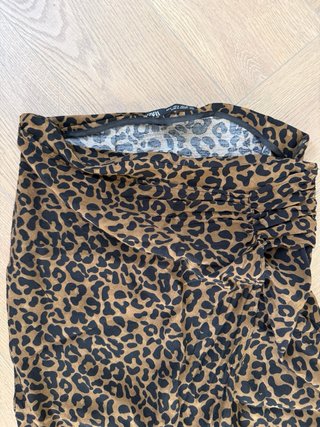 Falda larga Zara leopardo con abertura
