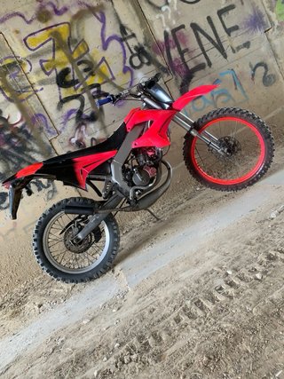 Derbi Senda Xtreme 2016 Blanca y Morada