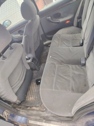 Peugeot 406 2000