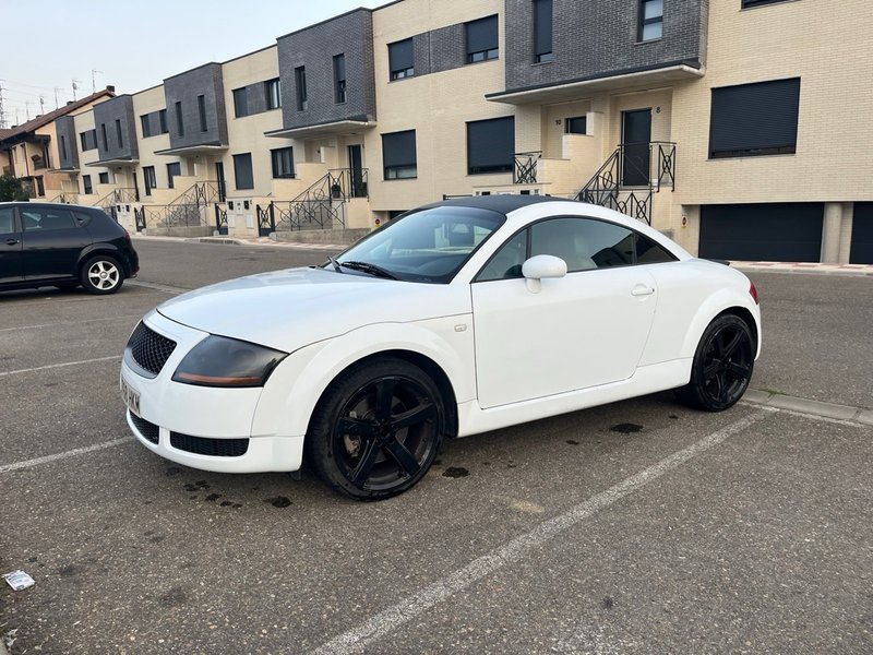 Audi TT mk1 - foto 1