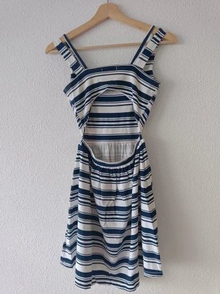 Vestido rayas azul y blanco espalda abierta xs