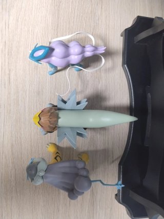Figuras Pokémon Entei, Raikou y Suicune