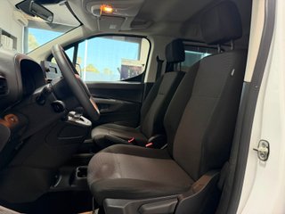 BERLINGO 2X P.LATERAL MOD.2023 1.5D 100CV 6 VEL
