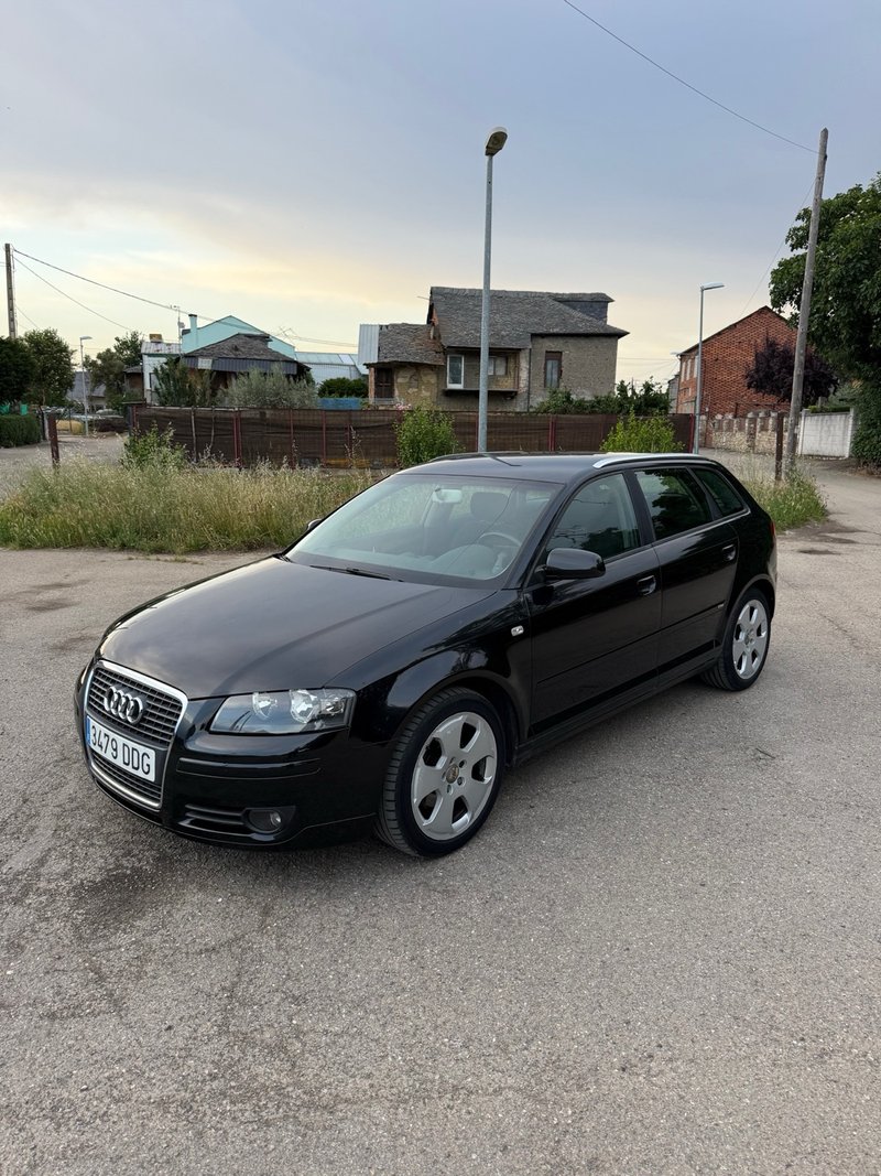 Audi A3 2005 - foto 1