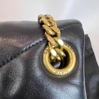 Bolso YSL Nube Puffer Dorado Negro