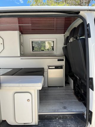 Volkswagen T5 Camperizada | Placa solar | 3 plazas