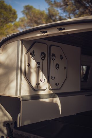 Volkswagen T5 Camperizada | Placa solar | 3 plazas