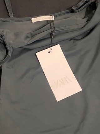 Vestido Zara verde gris