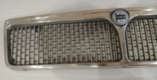 Griglia Lancia Cromata