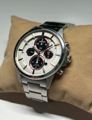 Seiko Solar Chronograph 40mm - Cronógrafo y Alarma