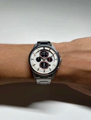Seiko Solar Chronograph 40mm - Cronógrafo y Alarma
