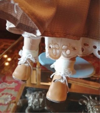 Muñeca porcelana antigua estilo Nancy