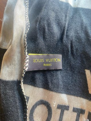 Bufanda Louis Vuitton Monogram Beige y Negro