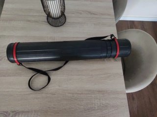 Tubo portaplanos extensible negro