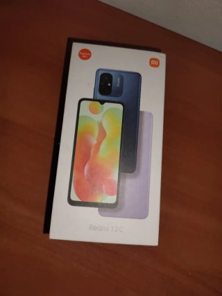Teléfono Móvil azul  4gb de ram y 128 gb