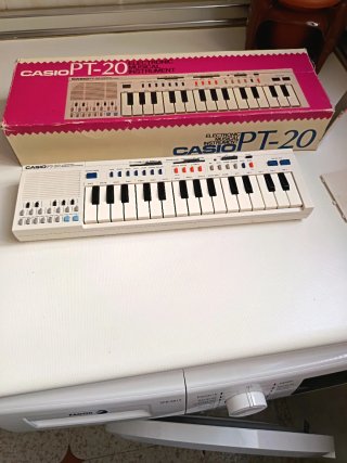Órgano Casio PT-20 Años 80