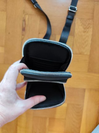 Mini bolso móvil negro