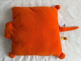 Cojín Peluche Naranja Animal