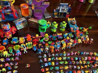 Collezione SuperThings