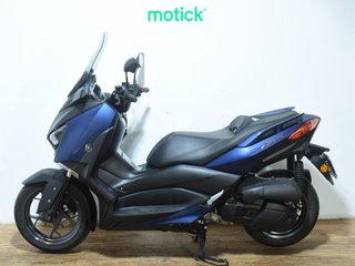 YAMAHA XMAX 125