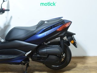 YAMAHA XMAX 125