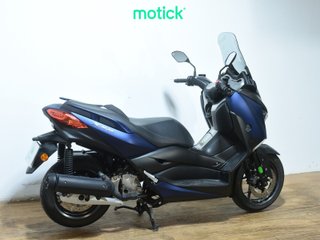 YAMAHA XMAX 125