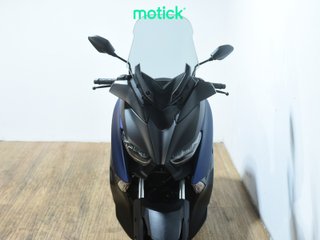 YAMAHA XMAX 125