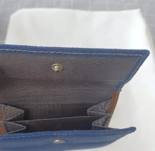 Billetera ANANVRRO azul marino y marrón
