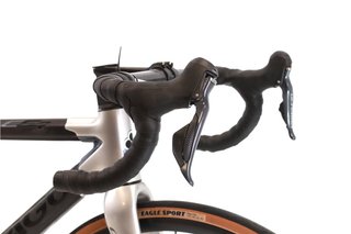 Bicicleta Colnago C64 Di2 11V t.50 Reacondicionada