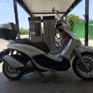 Piaggio Beverly 125cc Moto Scooter