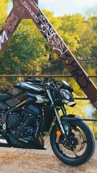 Triumph Street Triple 765RS 2025 Negra