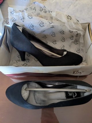 Zapatos de tacón JK negros