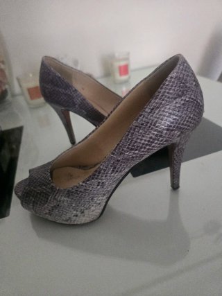 Zapatos tacón Nine West grises