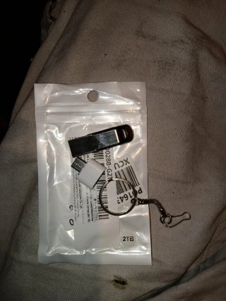 Adaptador USB 2TB y Llavero