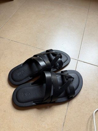 Sandalias ZARA hombre talla 40 negras
